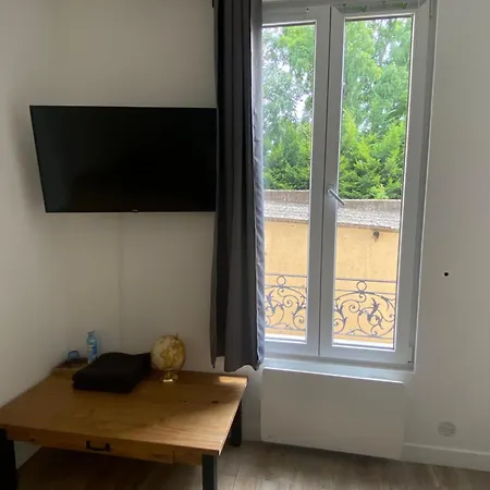 Homestay Renovees Proches De Paris Centre, Des Sites Olympiques, Avec Belle Terrasse Calme