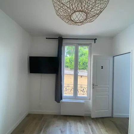 Homestay Renovees Proches De Paris Centre, Des Sites Olympiques, Avec Belle Terrasse Calme
