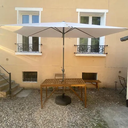Homestay Renovees Proches De Paris Centre, Des Sites Olympiques, Avec Belle Terrasse Calme *