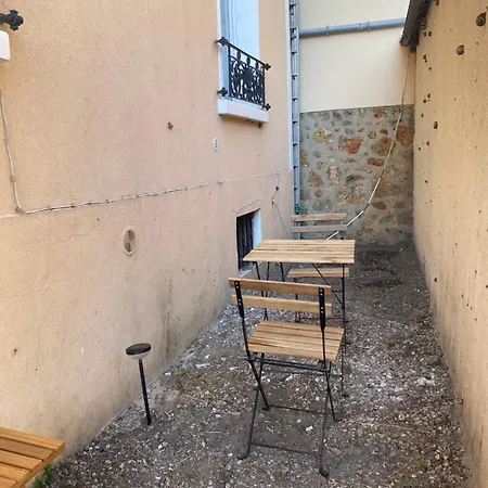 Homestay Renovees Proches De Paris Centre, Des Sites Olympiques, Avec Belle Terrasse Calme